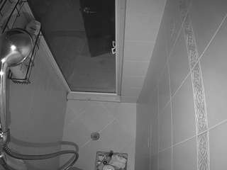 voyeurcam-baileybase-shower live cam profile