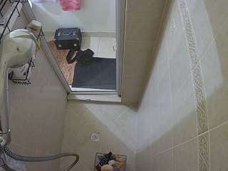 voyeurcam-baileybase-shower webcam