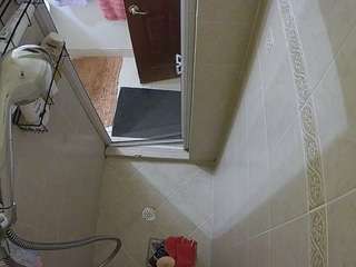 voyeurcam-baileybase-shower