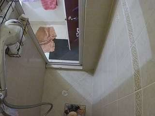 voyeurcam-baileybase-shower camsoda