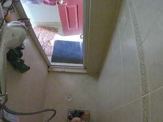 voyeurcam-baileybase-shower