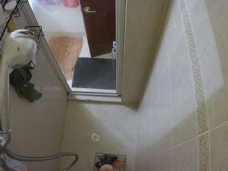voyeurcam-baileybase-shower
