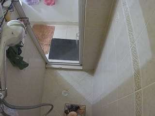 voyeurcam-baileybase-shower