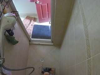 voyeurcam-baileybase-shower