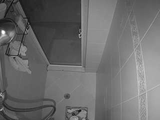le modèle voyeurcam-baileybase-shower est en webcam porno dans un show sur le site camsoda, il possède les tags suivants: average,hidden cam,no drinking,no smoking,sexting,teen 18,voyeur,young adult,hd,shower