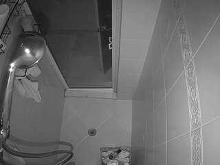 This model is live right now. voyeurcam-baileybase-shower