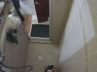 voyeurcam-baileybase-shower