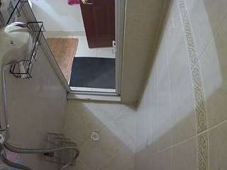 voyeurcam-baileybase-shower