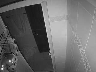 voyeurcam-baileybase-shower