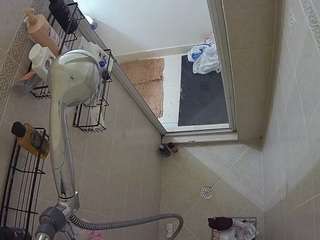 voyeurcam-baileybase-shower