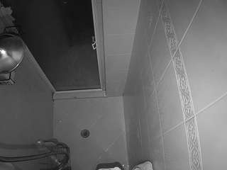 voyeurcam-baileybase-shower