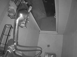 voyeurcam-baileybase-shower live webcam show
