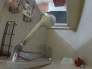 voyeurcam-baileybase-shower