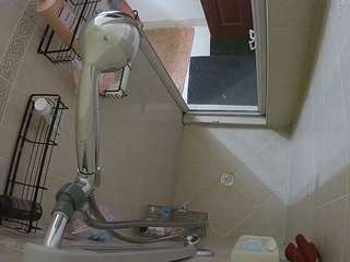 voyeurcam-baileybase-shower