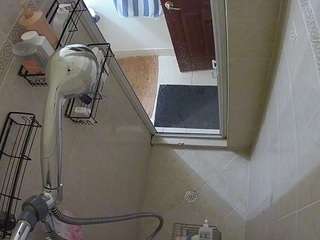 voyeurcam-baileybase-shower