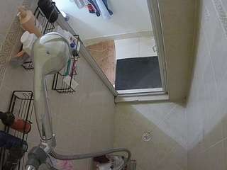 voyeurcam-baileybase-shower