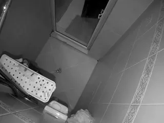 Sexy Girl Shower's Live Sex Cam Show