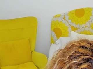 britishmilfpenelope live webcam show