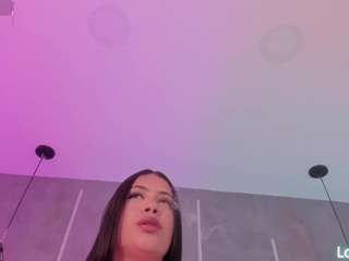 elamorales Live Webcam on CamSoda