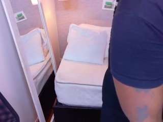 jakie-lena's CamSoda show and profile