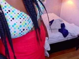 Kiara Evans live webcam show