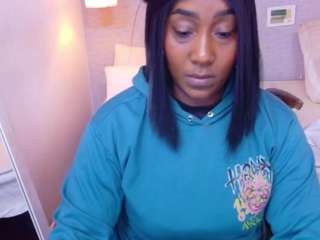 Kiara Evans live cam preview
