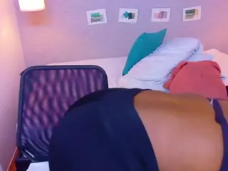 Kiara Evans's Live Sex Cam Show