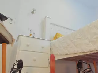 aariana4u's Live Sex Cam Show