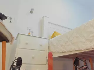 aariana4u's Live Sex Cam Show