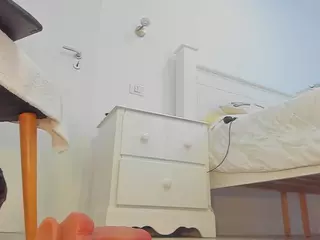 aariana4u's Live Sex Cam Show