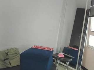 BUSTY PUTONA RELOADED