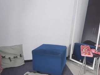 BUSTY PUTONA RELOADED