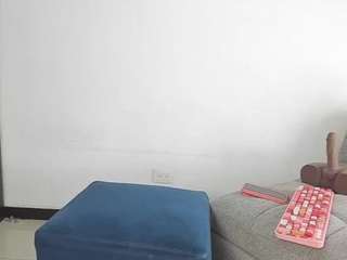 BUSTY PUTONA RELOADED