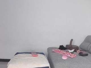 BUSTY PUTONA RELOADED