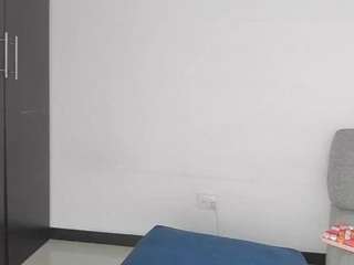 BUSTY PUTONA RELOADED