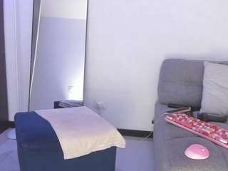 BUSTY PUTONA RELOADED