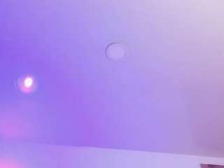 BUSTY PUTONA RELOADED live cam preview