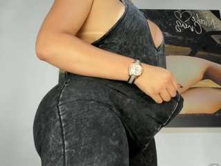 loren-baker Live Webcam on CamSoda
