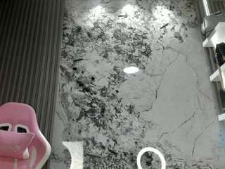 loren-baker Live Webcam on CamSoda