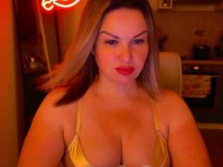 mishabraun Live Webcam on CamSoda