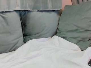 DirtyBeya live cam preview