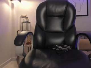 le modèle morganhicks est en webcam porno dans un show sur le site camsoda, il possède les tags suivants: amateur,flashing,teen (18+),strip,spank,pussy,orgasm,milf,anal,handjob,lush,fingers,dildo,cum,brown eyes,blowjob,black hair,bedroom,asshole,ass