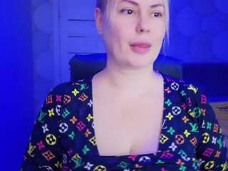 le modèle natusik est en webcam porno dans un show sur le site camsoda, il possède les tags suivants: amateur,fingers,tease,strip,squirter,spank,smoking,shaved-pussy,robe,natural,lingerie,ass,handjob,fetish,feet,dildo,cum,chubby,brown eyes,blowjob