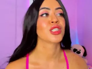 alejamoore's Live Sex Cam Show