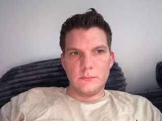 tyrone9000 Live Webcam on CamSoda