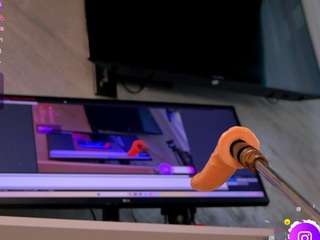  your-fucktoy chat room