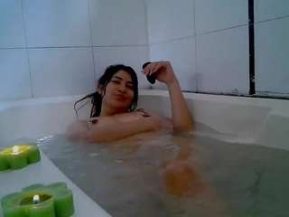 Jade Squirt_and_Fire