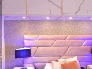 maya-cardenas Live Webcam on CamSoda