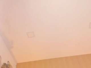 maya-cardenas webcam