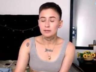 miahott live cam profile